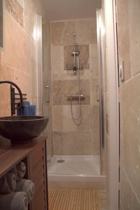 Logement Cosy - Proche Du Prado Apartamento Bourges Exterior foto